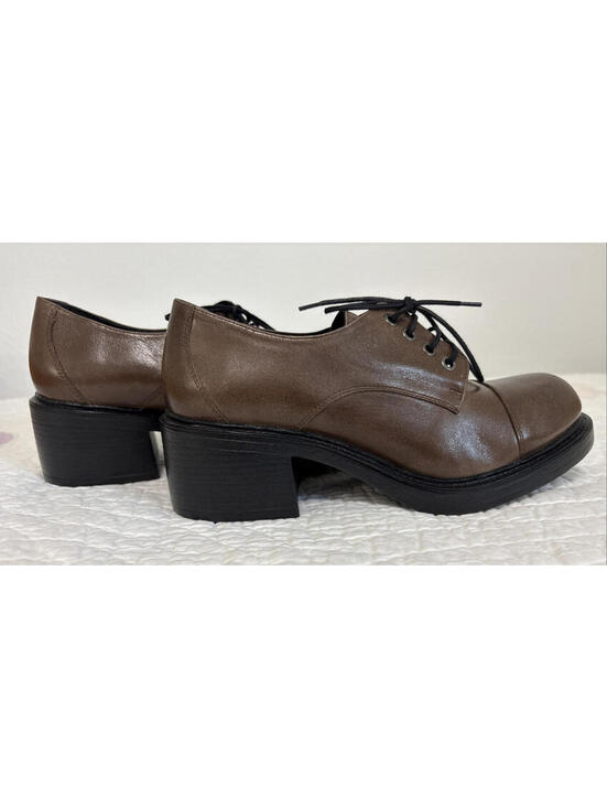 Miz Mooz Shoes - Miz Mooz Taupe-Brown Leather Lace-Up Chunky-Heel Oxfords--runs small!!